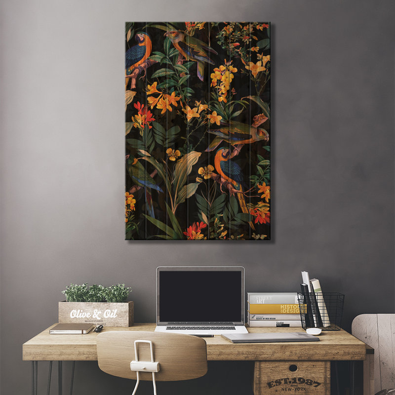 Perroquets colorés dans la jungle de minuit, H 26 po x l 18 po x P 1,5 po
