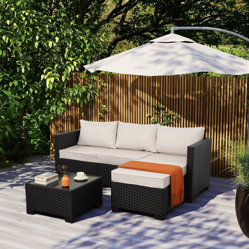 Ensemble de mobilier de jardin en résine tressée, canapé d'angle 3 pièces avec pouf et table basse en verre, coussins antidérapants résistants aux intempéries, housses protectrices, beige