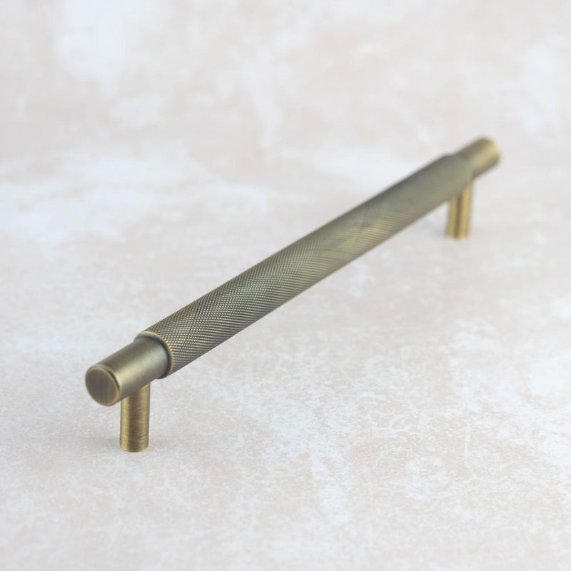 Hoxton 22.4 cm Centre Bar Handle, Antique Brass