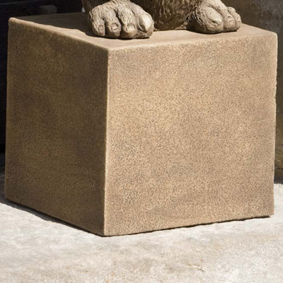 Textured Pedestal