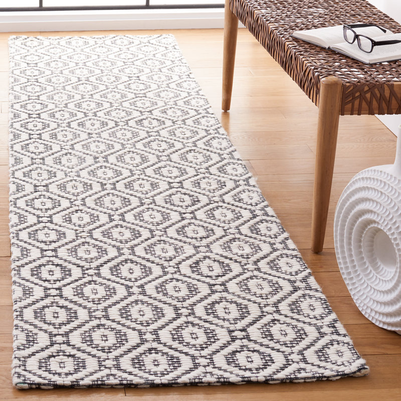 Tapis géométrique tissé à la main Marbella, Tapis de couloir 2 pi 3 po x 9 pi