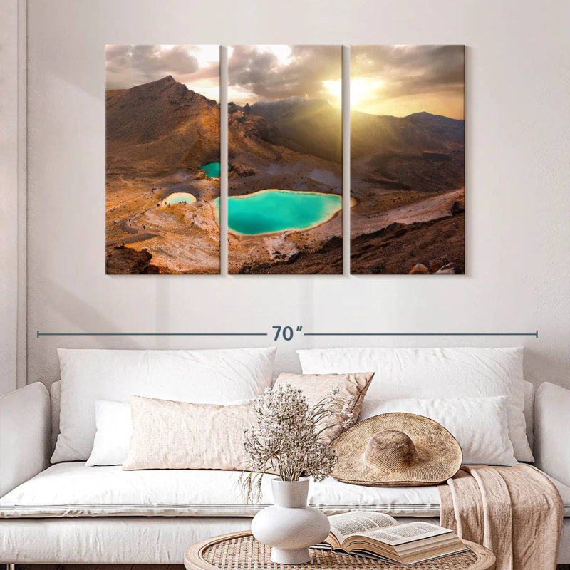 Nicci Sunkissed Emerald Lakes, 32" H x 50" W