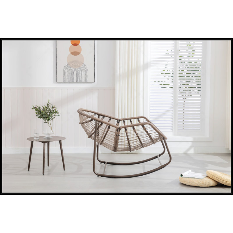 Chaise berçante d'extérieur en rotin, Marine