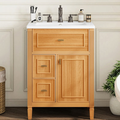 Freestanding Standard With Top