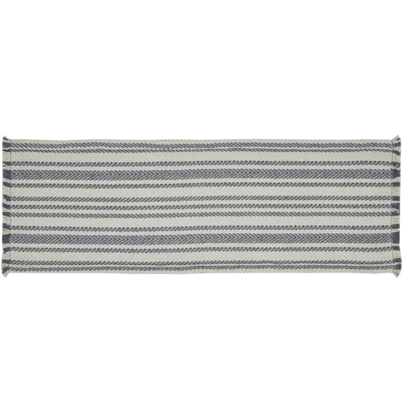 Tapis de couloir Finders Keepers, 24 po x 8 po