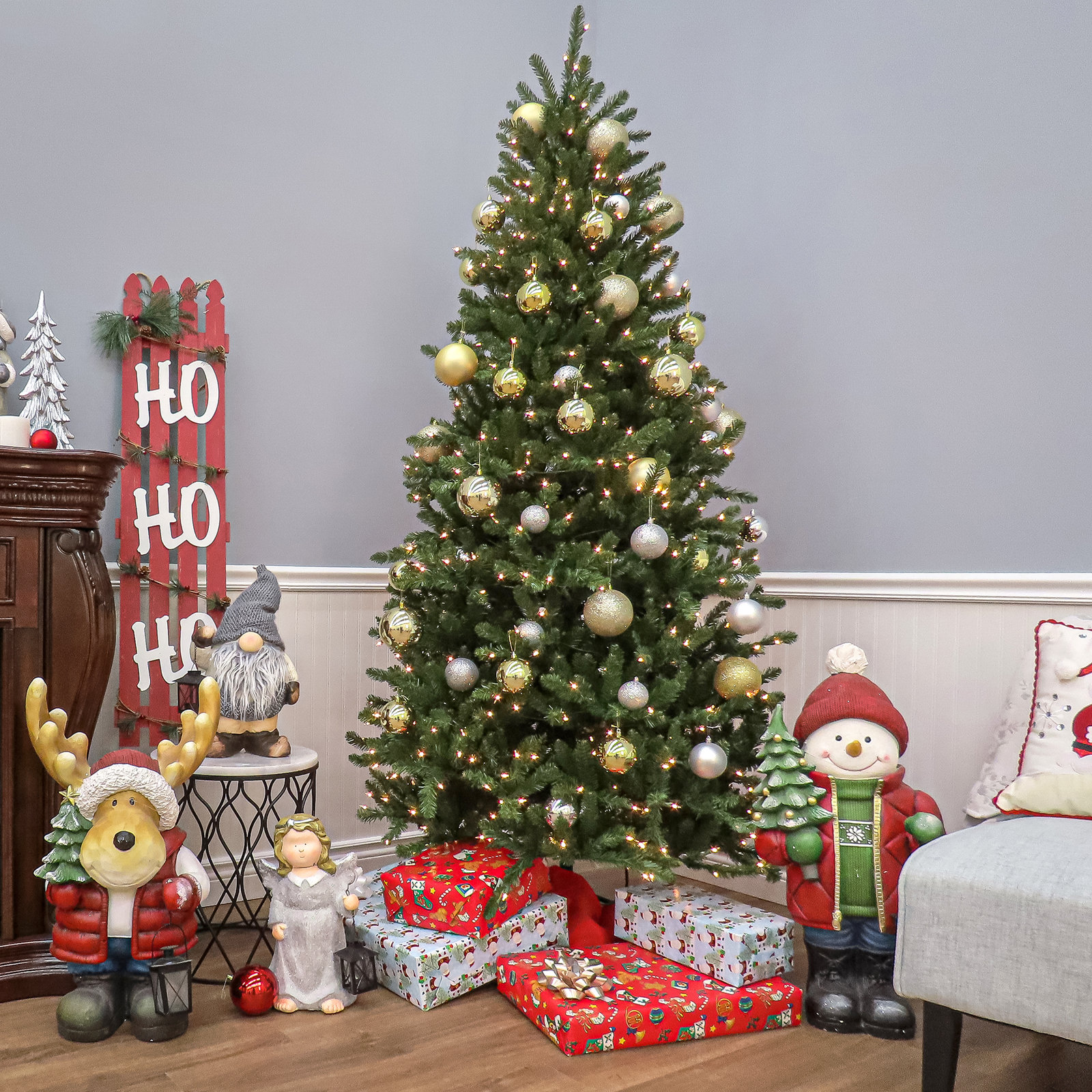 Fraser Fir Christmas Tree, 7.5'