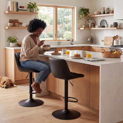 Modern Height Adjustable Swivel Bar Stools Upholstered Leather Barstool Kitchen Island Chairs with Metal Frame