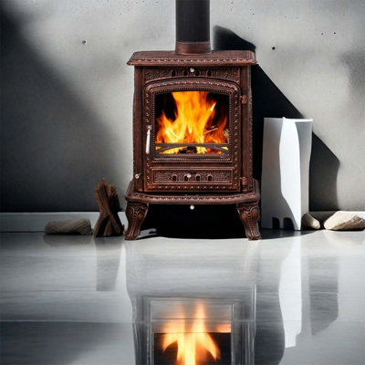 Foyer en fonte bronze, bois