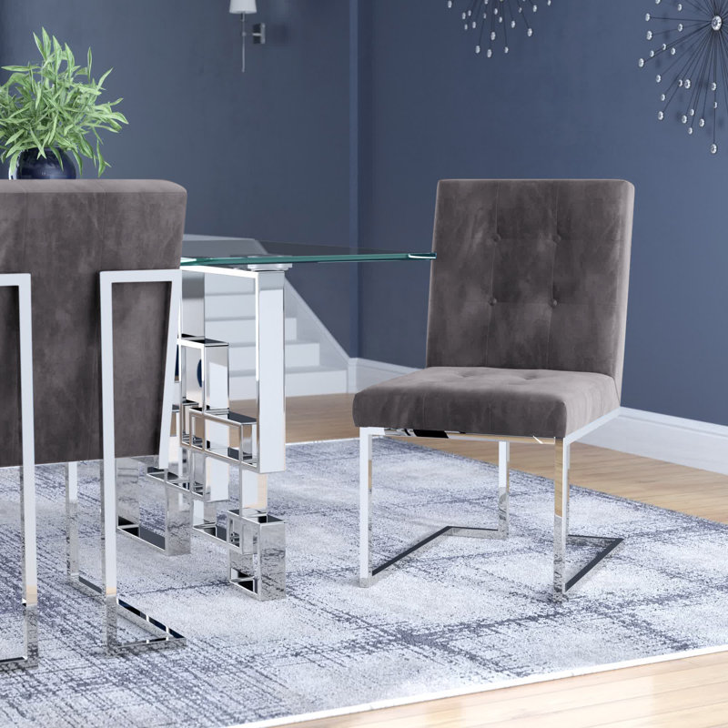 Chaise d'appoint en velours capitonné Chakevia, Velours gris, Chrome