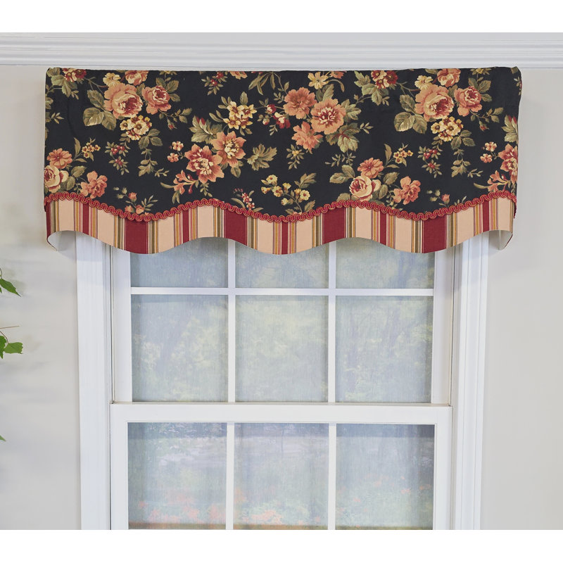 Lancaster Glory Valance