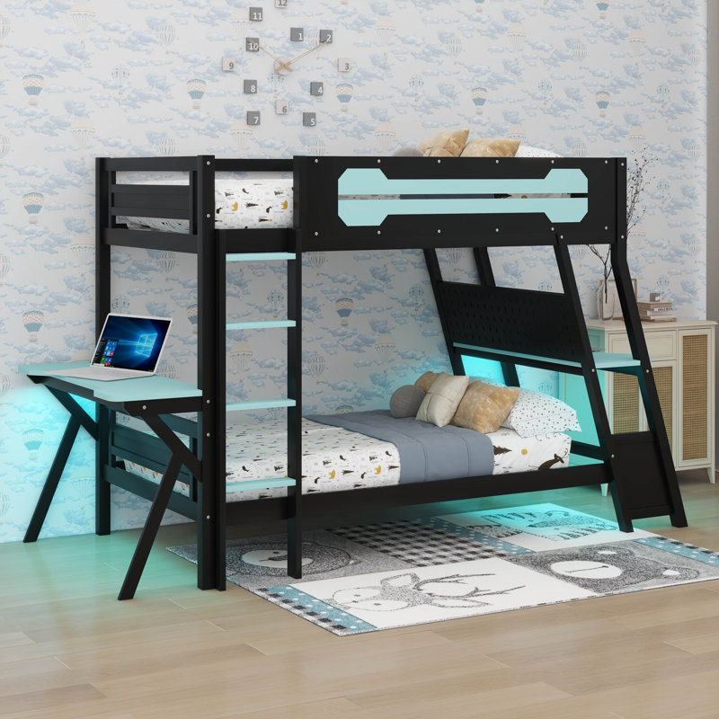 Lit superposé avec 2 bureaux de jeu intégrés, avec ports USB, panneaux perforés et tablettes, Lit simple, Bleu nuage