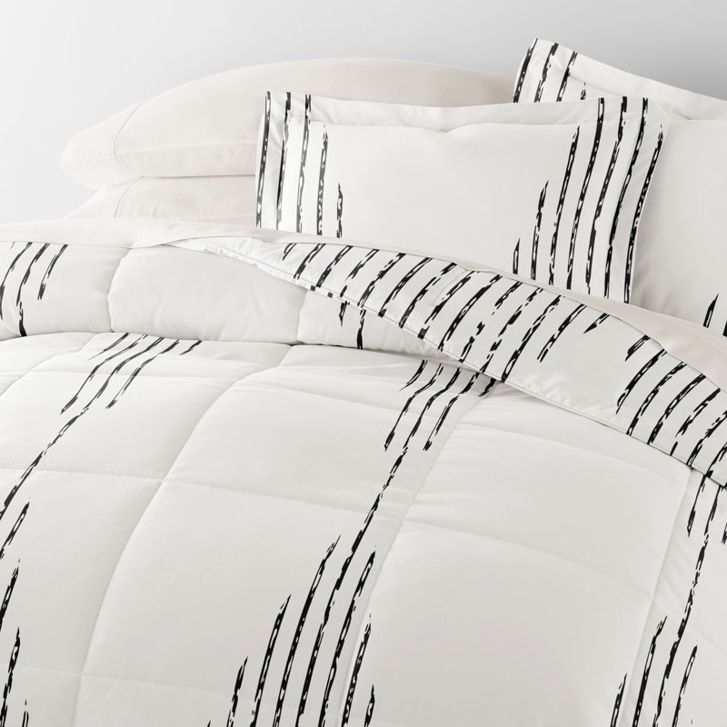 7 Piece Bedding Set - Comforter and Sheet Set, California King Comforter + 1 Additional Piece, Gris à rayures
