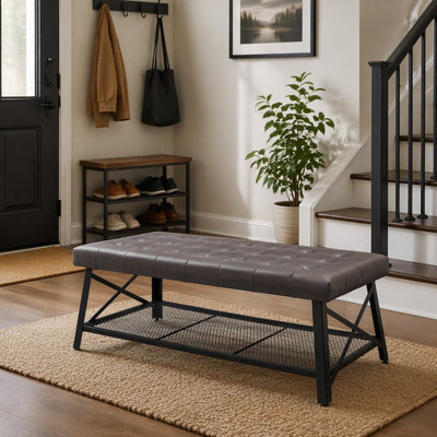 Table basse capitonnée en similicuir