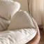 Chaise berçante élégante à pétales