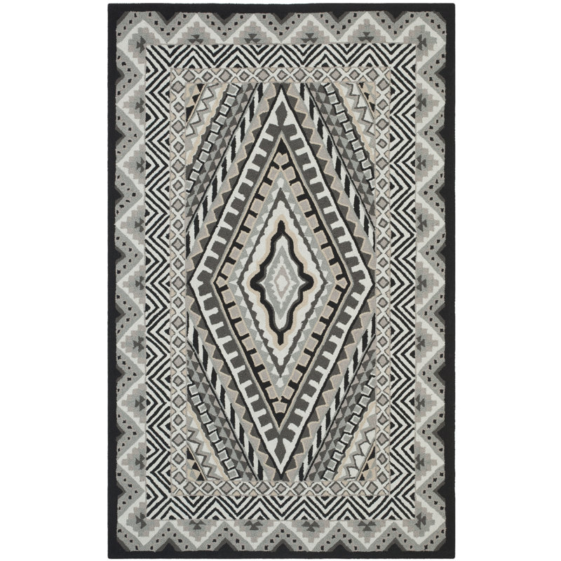 Tapis crocheté à la main gris Adera, Rectangle 3 pi 6 po x 5 pi 6 po