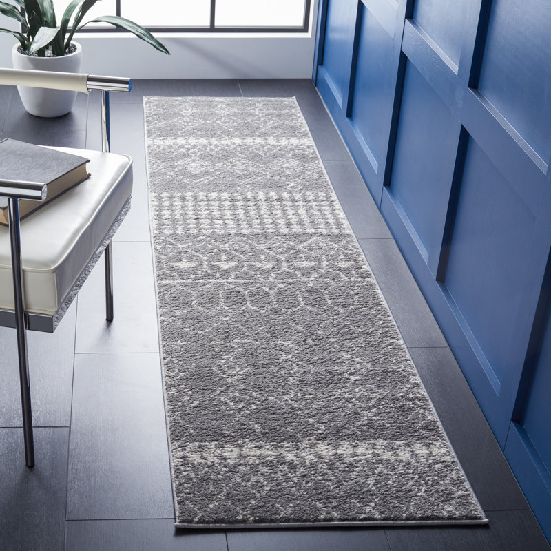 Tapis gris / ivoire Chun Southwestern, Rectangle 2 pi x 5 pi