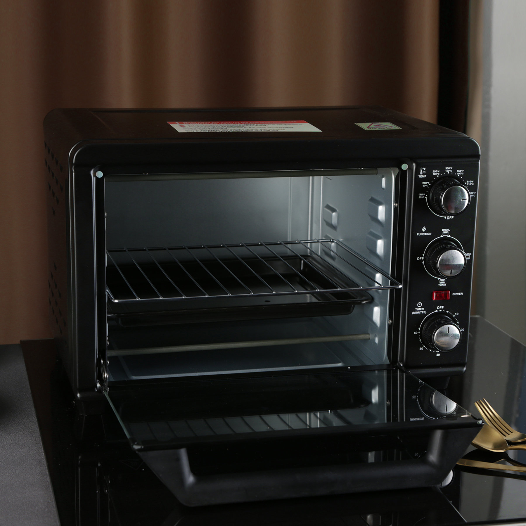 Courant Compact Toaster Oven Black