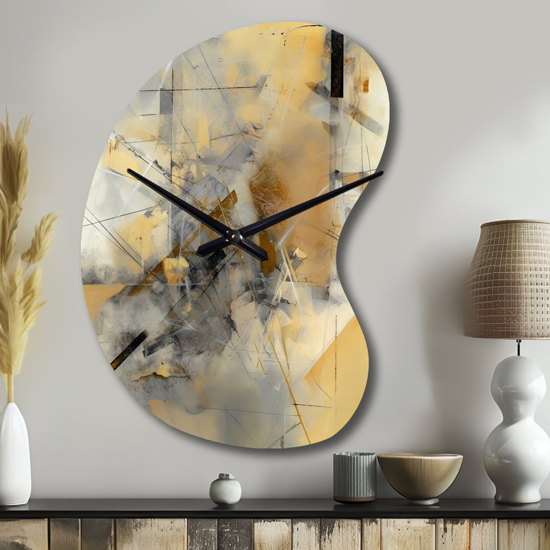 Jaune et gris au-delà de la toile II - Horloge murale unique en forme de flèche, Petit