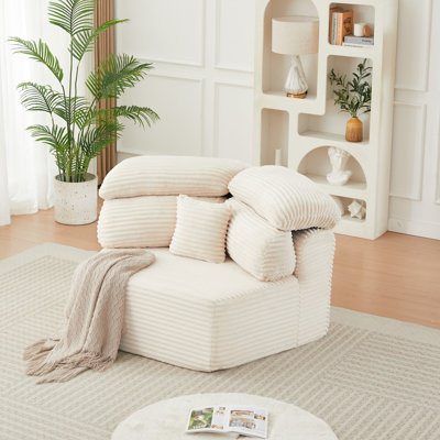 Méridienne Cozy Accent Chairs