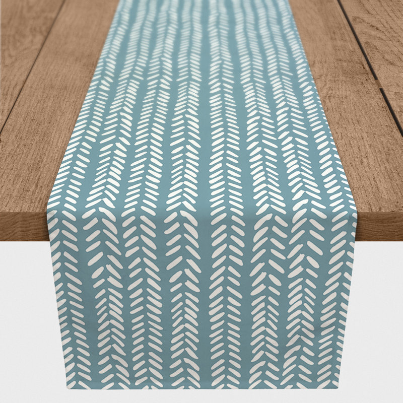 Chemin de table en losanges pointillé Nalston, 72 po x 16 po, Bleu ciel, Géométrique 2