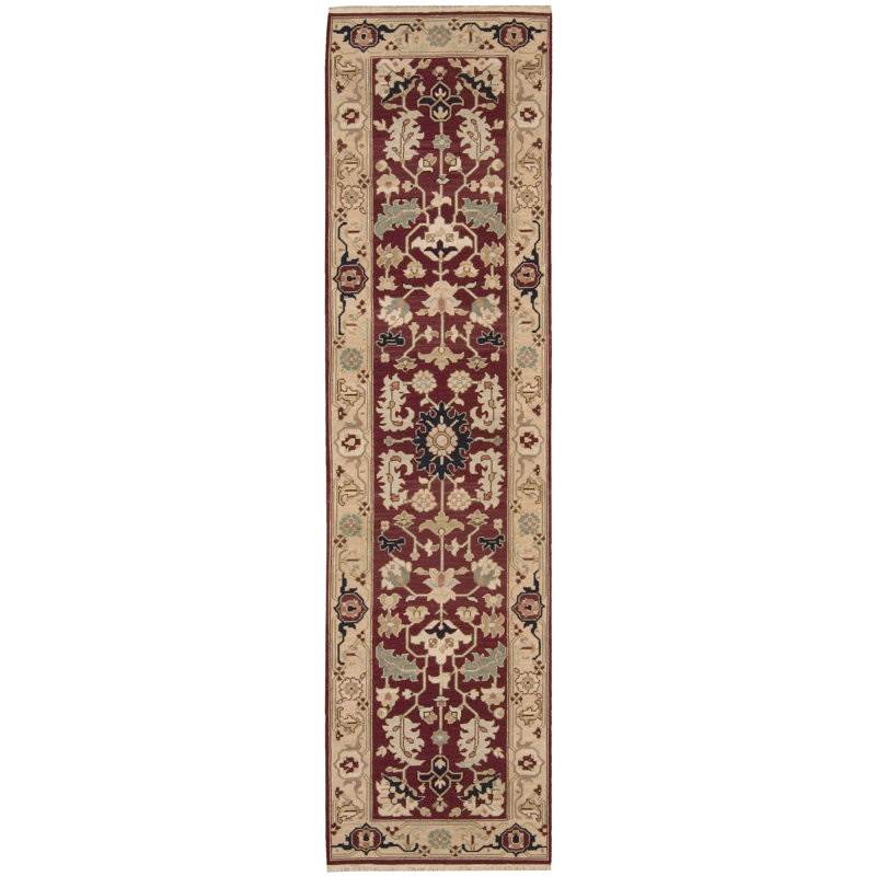 Glenndora Red Rug, 5'10" x 8'10"