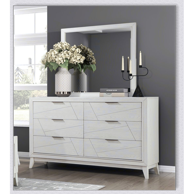 Commode à finition blanche antique avec six tiroirs de rangement spacieux pour les chambres modernes et élégantes