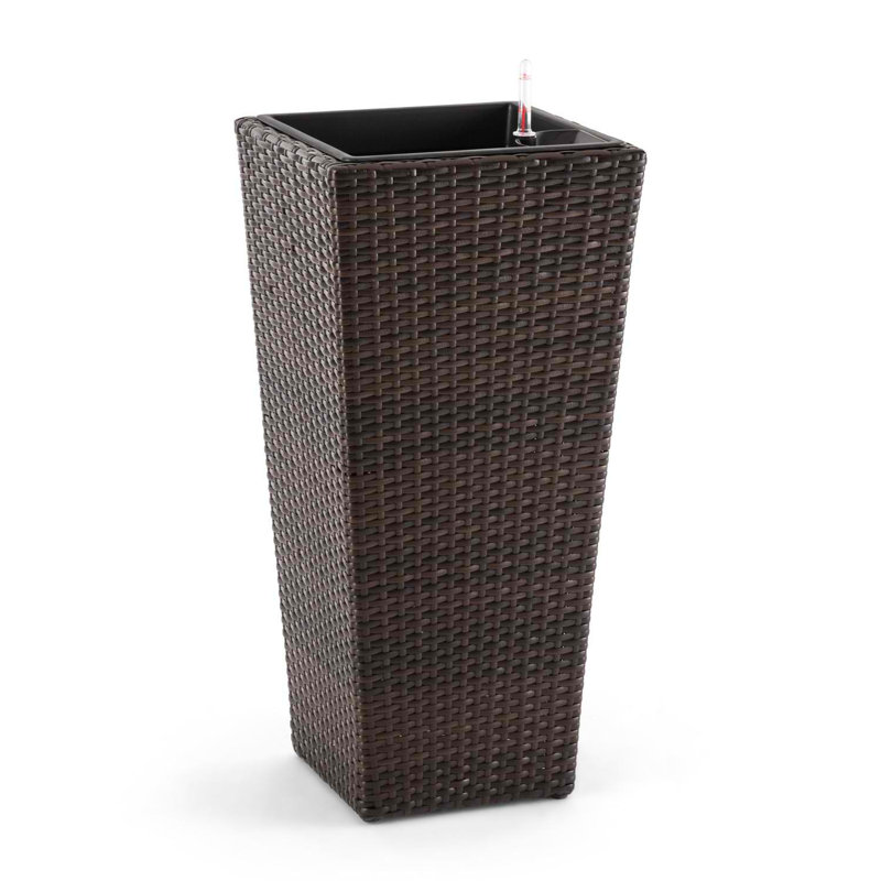 Blumfeldt Pot Planter, Brown
