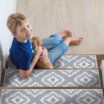 Tetra One Color Design Non -Slip Indoor 9" x 28" Stair Tread - 70 % Cotton