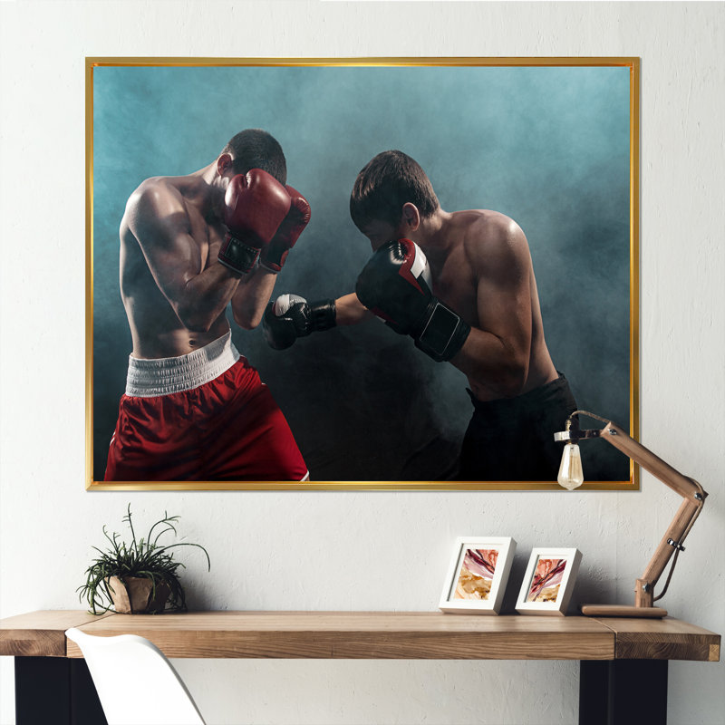 Deux boxeurs professionnels sur toile, H 24 po x l 32 po x P 1 po, Cadre flottant doré