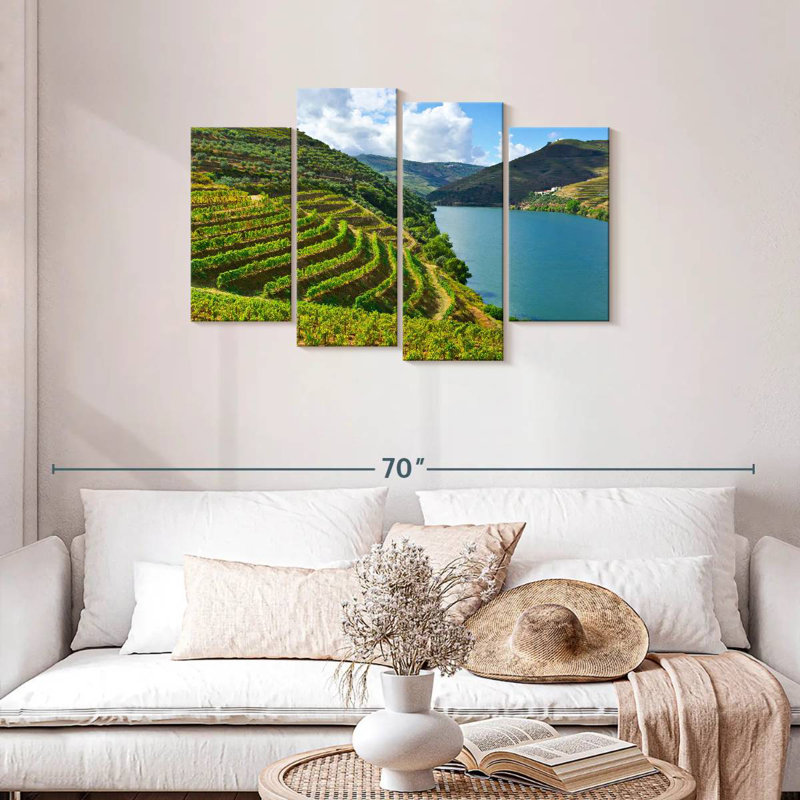 Alvord River Douro Vineyard, H 27 po x l 43 po