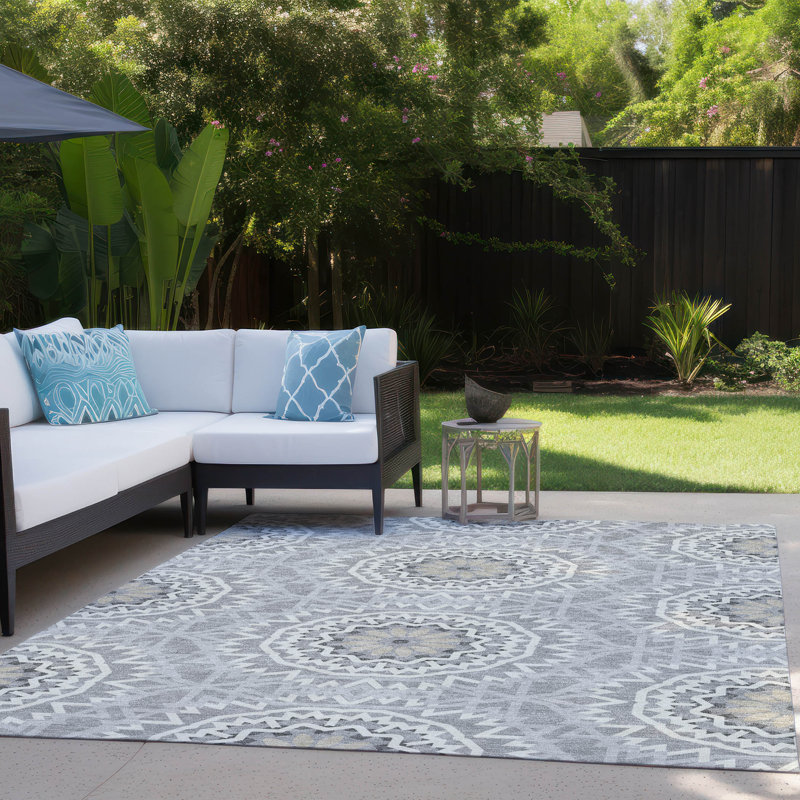 Tapis intérieur / extérieur en polyester tissé à la machine Kawtar gris / blanc, Rectangle 10 pi x 14 pi