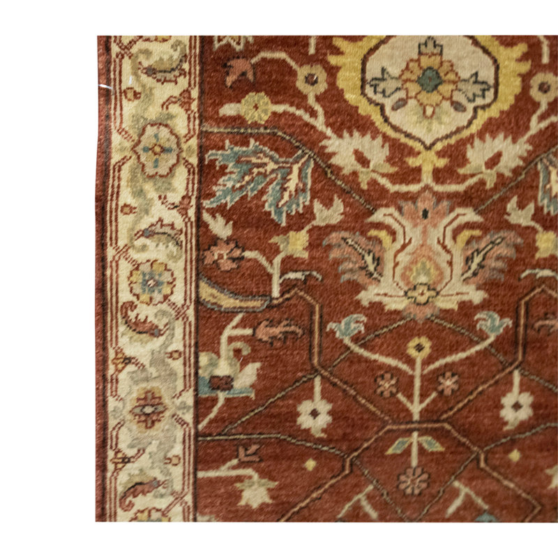 Tapis unique rouille / ivoire / jaune 2 pi 8 po x 6 pi One-of-a-Kind