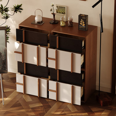 Commode d'appoint de style médiéval français