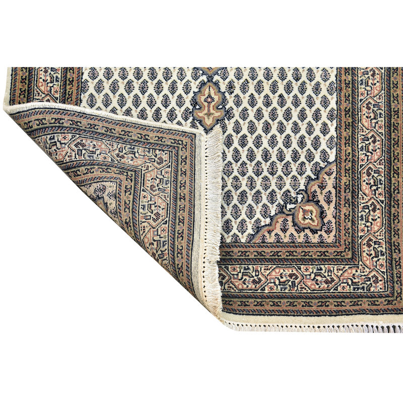 Hand Knotted Wool Area Rug in Cream/Beige/Rust