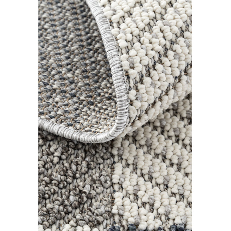 Licola Geometric Machine Made Indoor / Outdoor Area Rug, Runner 80 x 200cm