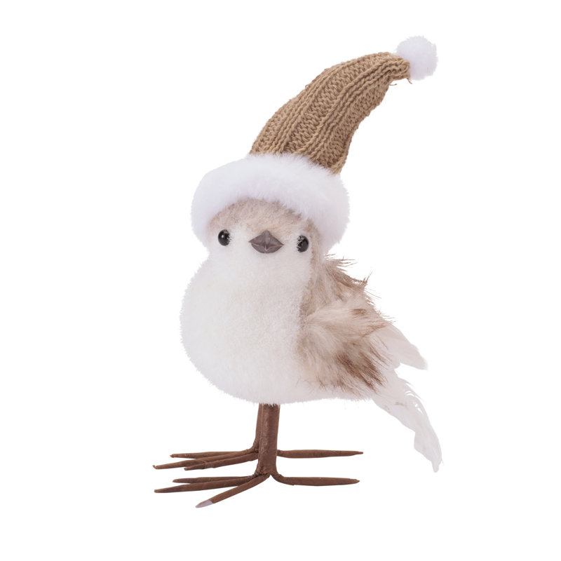 Figurines d'oiseaux d'hiver avec chapeaux tricotés