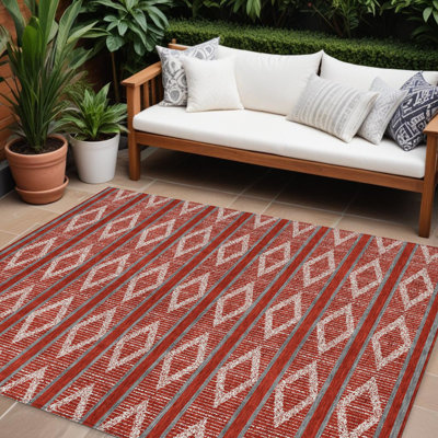Tapis extérieur lavable à motif géométrique rouge ivoire et gris 10 pi x 14 pi