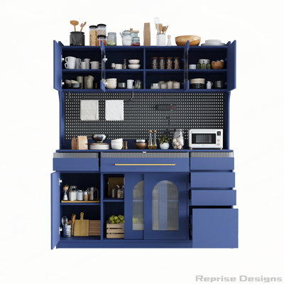 Buffet autoportant de 63 po de largeur avec huche, grande armoire de rangement pour bar à café avec 6 tiroirs, 5 armoires avec tablettes réglables, panneau perforé, porte-serviettes, prise de courant