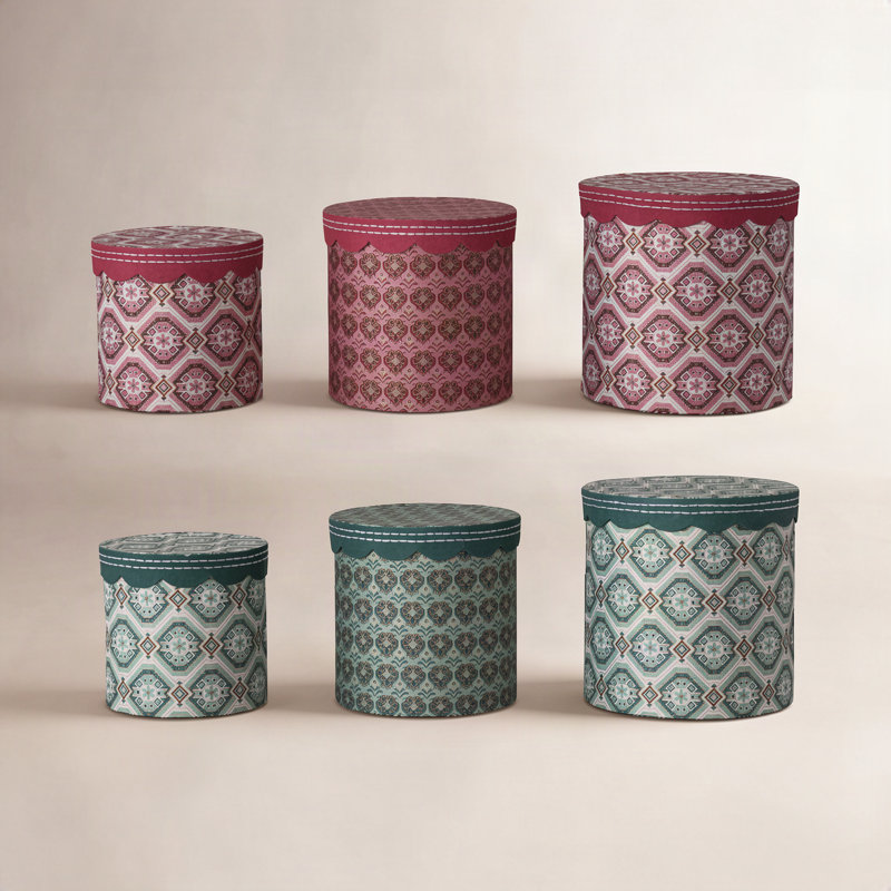 Paper Nesting Gift Boxes With Scalloped Lids