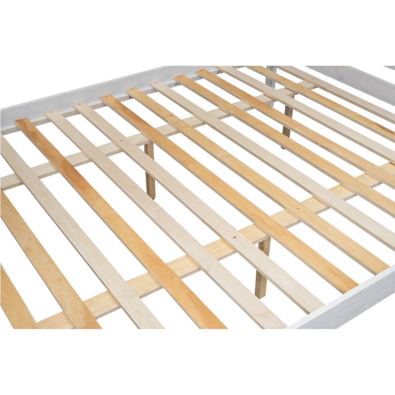 Lit superposé en bois avec échelle