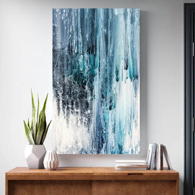 " Wet Paint "