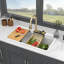Évier de cuisine à cuve unique de 84 cm (33 pouces) en composite de granit et quartz blanc, avec robinet extractible et design en cascade