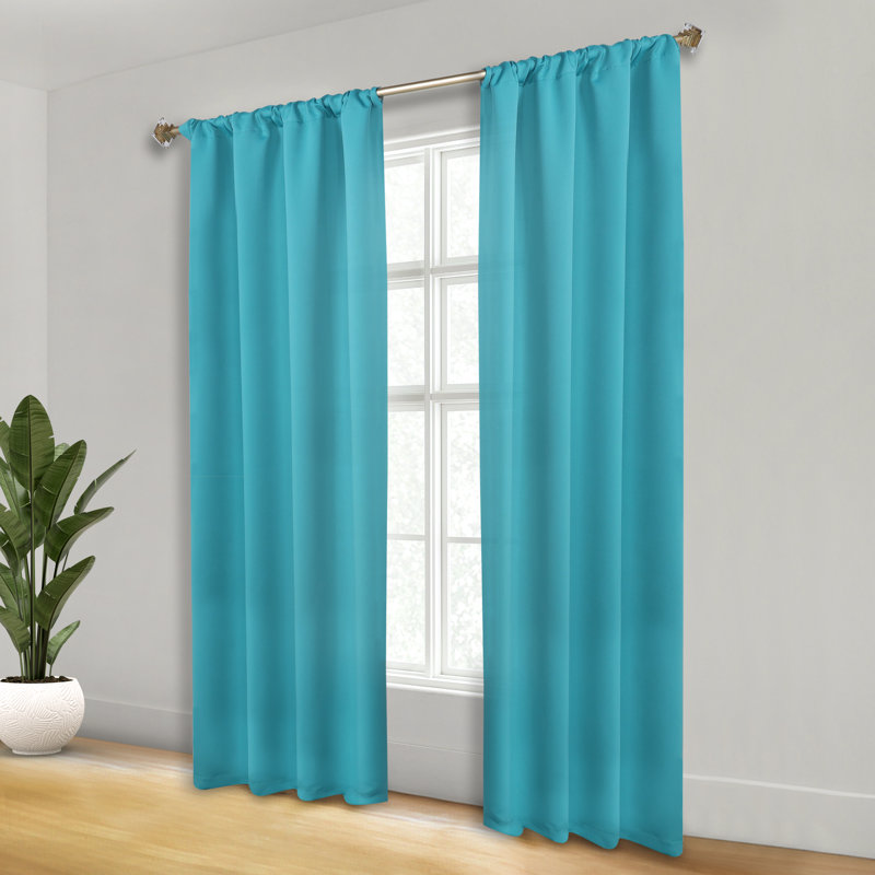 Paire de rideaux obscurcissant avec passe-tringle Moriah Millendon, L 36 po x L 84 po, Turquoise