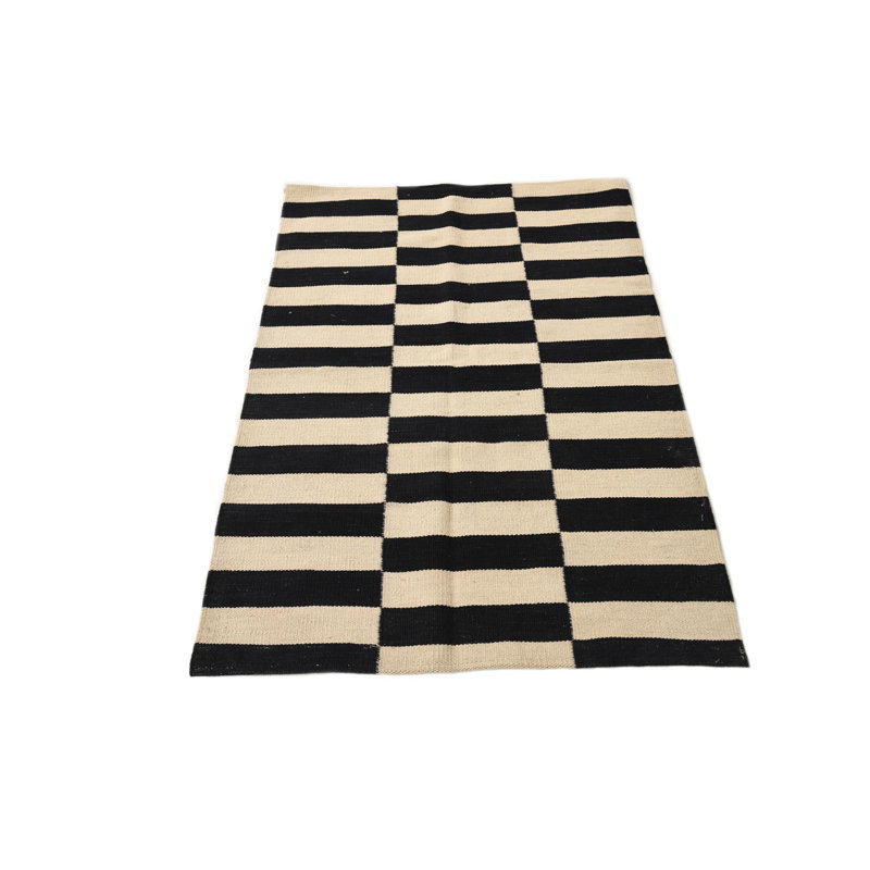 Tapis noir et blanc Osbourne
