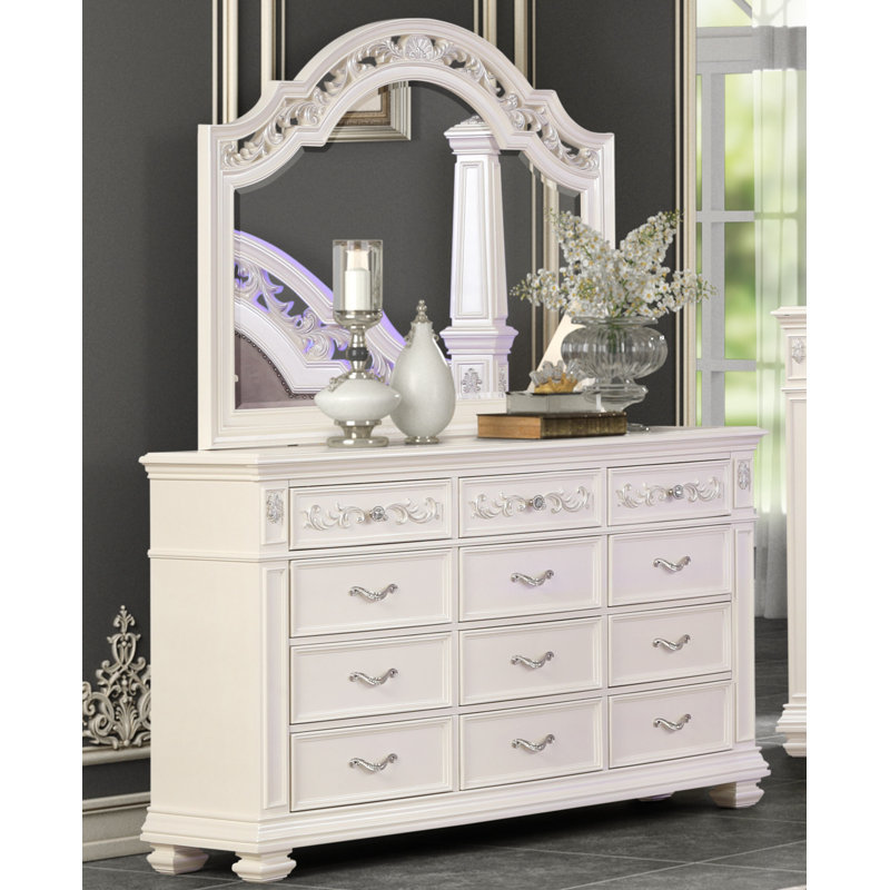 Ensemble de chambre à coucher Lopato, Grand lit