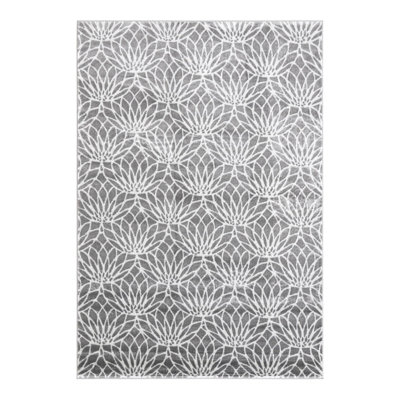 Glitzy Geometric Indoor Rug