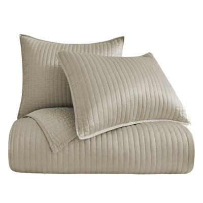 Satin Channel Silky Satin Design Solid Color Classic Modern Quilt Set