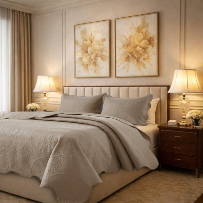 Floral Embossed Microfiber Quilt Set Pre-Washed Ultra Soft Bedspread