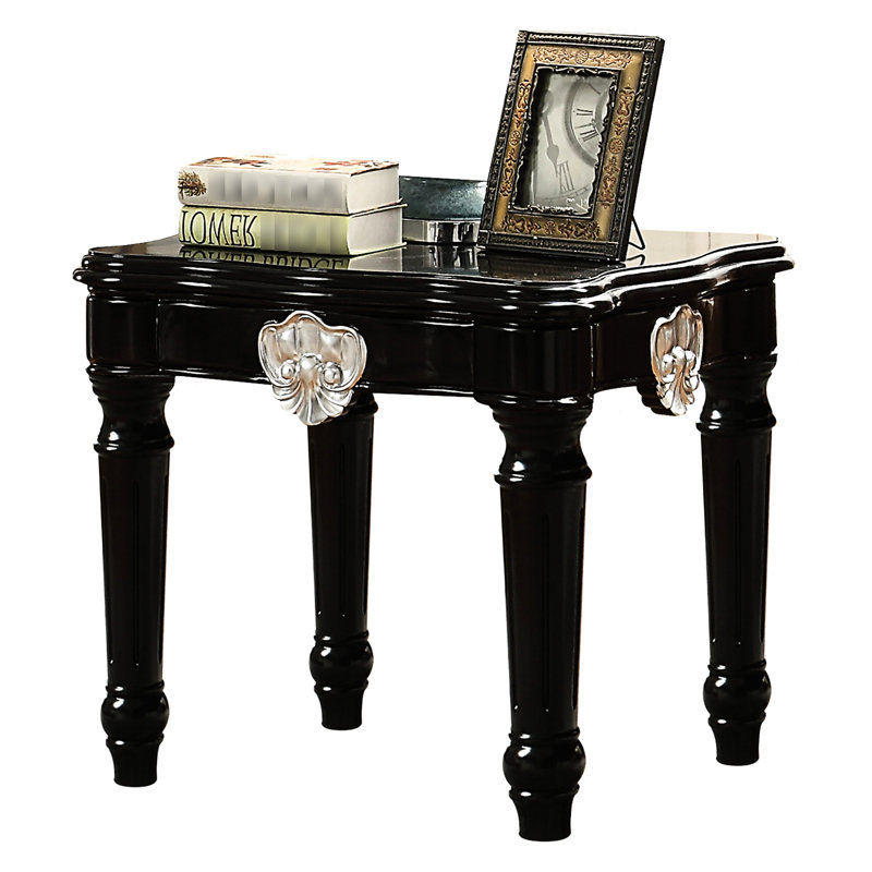Table de bout rectangulaire noire et pieds en bois avec base carrée en peuplier