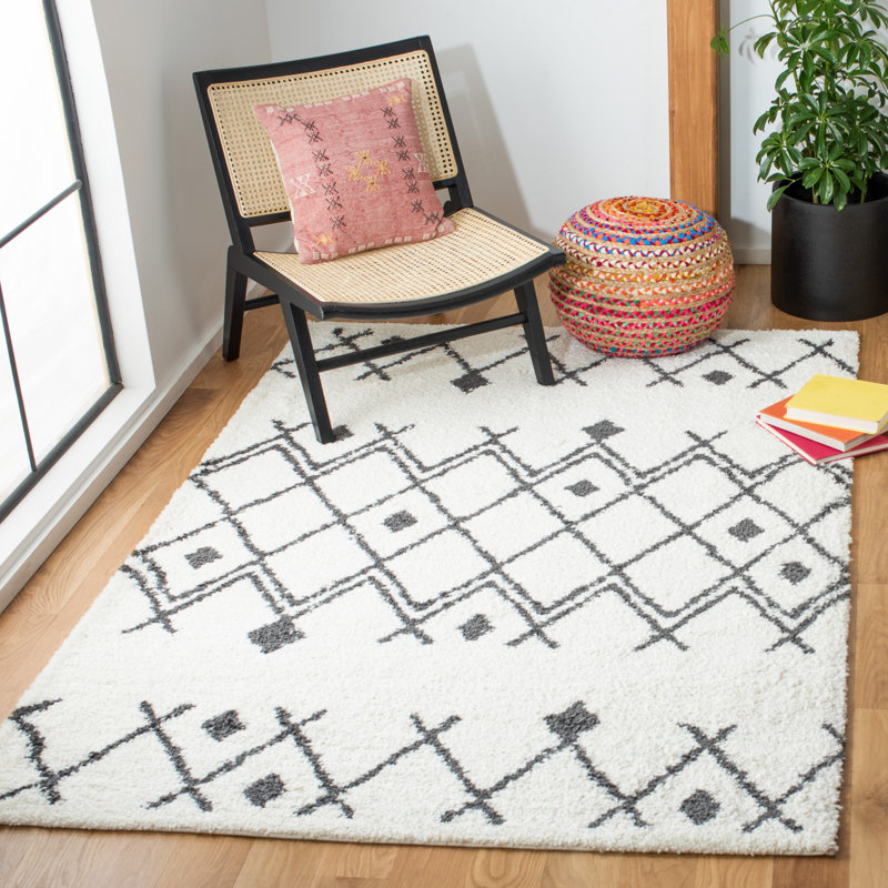 Tapis ivoire / gris foncé Alieshia Performance, Rectangle 6 pi x 9 pi